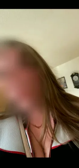 Aava, 25