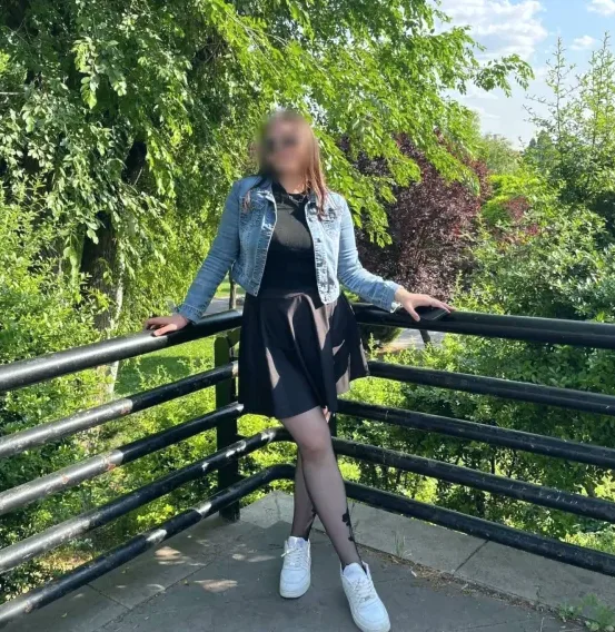 Anastasia, 21