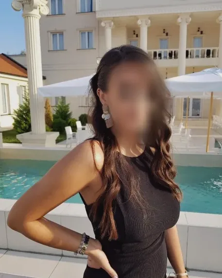 Elisa, 29