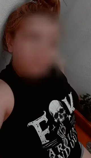 Nasra, 35