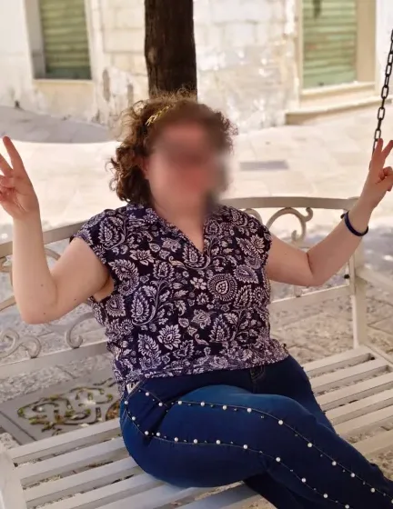 Olivia, 27