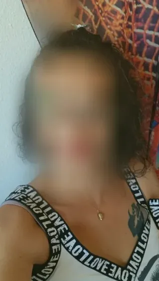 Sari, 40