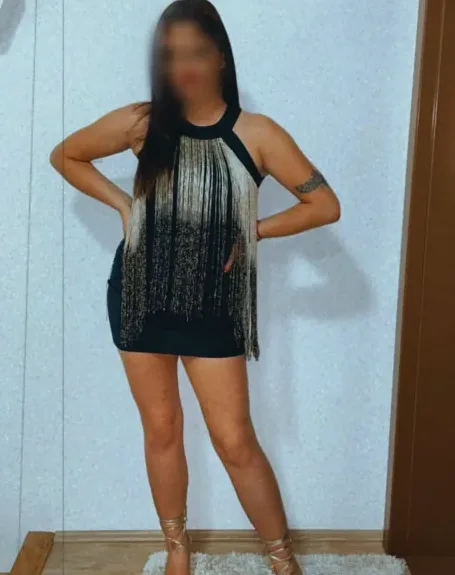 Suvi, 32