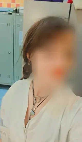 Tiia, 32
