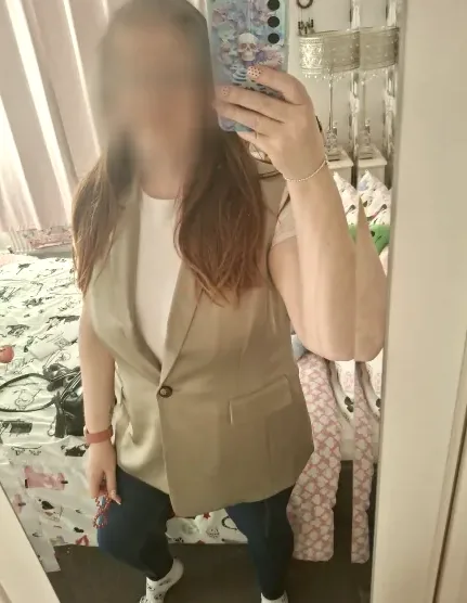 Yasmin, 38